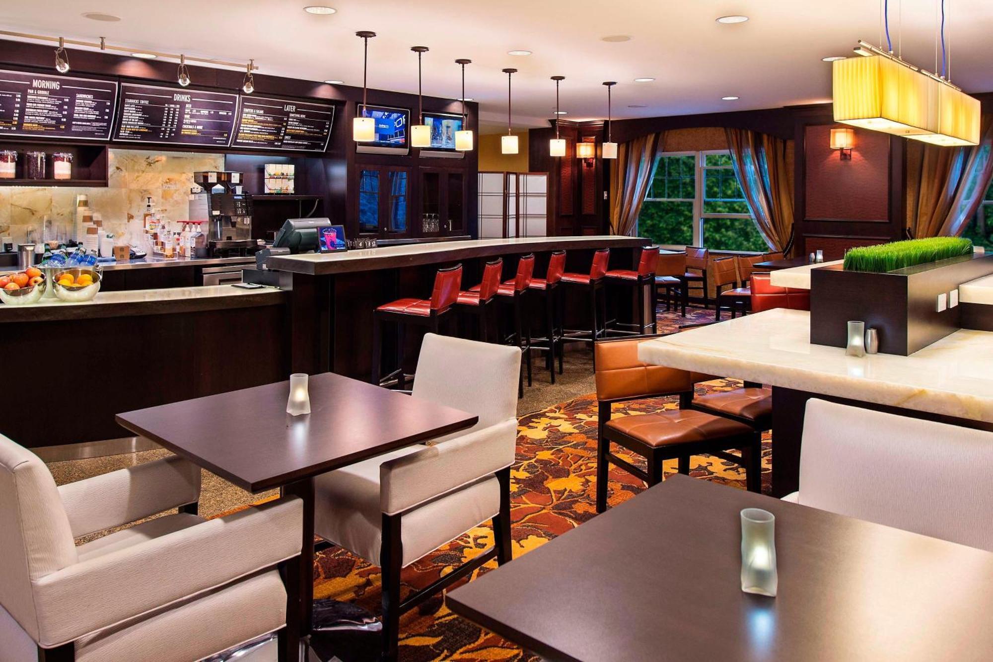 Courtyard Marriott Placid 3*